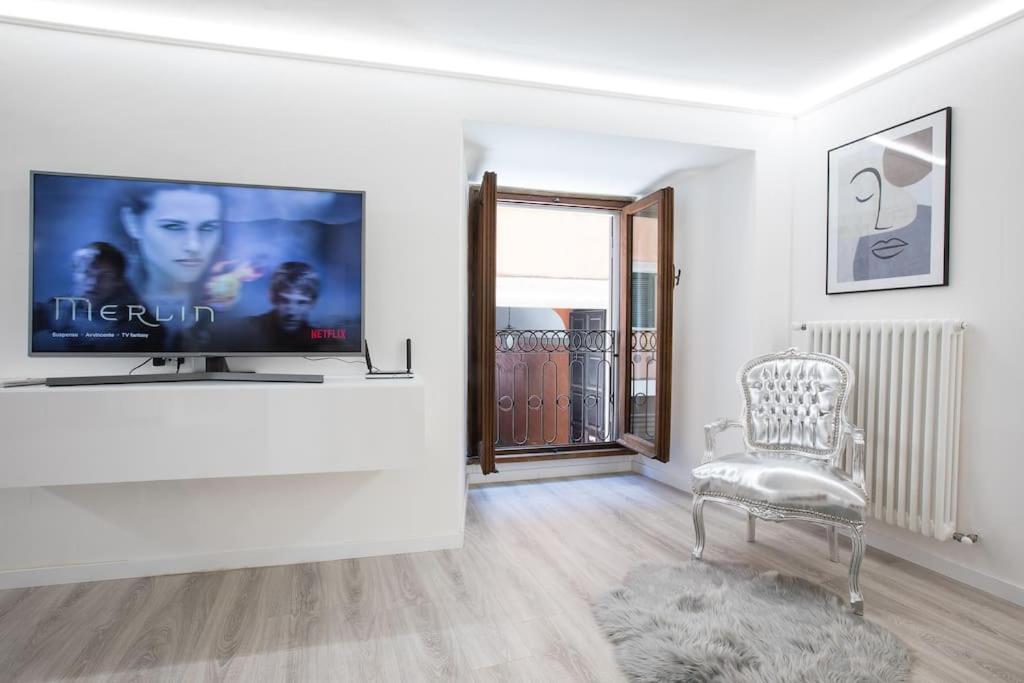 My Piazza Navona Jacuzzi Suite -Topcollection Рим Экстерьер фото